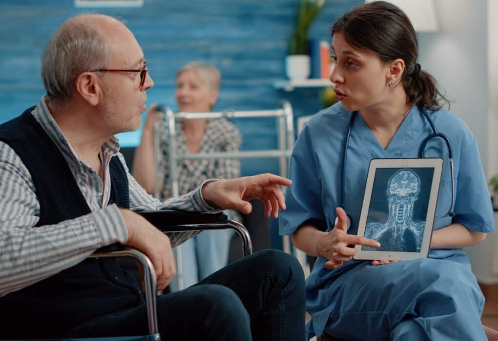 νευρολογος με ειδίκευση στην άνοια